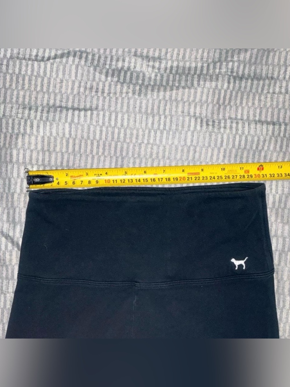 PINK Victoria's Secret black High-Waist Logo Leggings - Picture 3 of 7